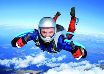 Sports extrêmes et assurance emprunteur : ce que vous devez absolument savoir