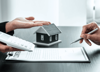 Comprendre la loi Lagarde et son impact sur l’assurance emprunteur