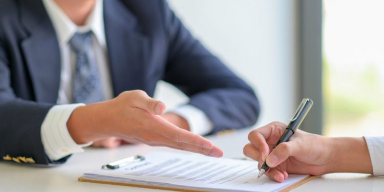 découvrez la loi lemoine 2022, une réforme essentielle qui modifie les règles de l'assurance emprunteur en france. apprenez comment cette loi peut vous permettre de changer d'assurance plus facilement et optimiser vos crédits immobiliers.