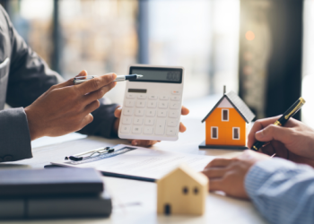 découvrez les clés essentielles du remboursement anticipé de prêt pour optimiser vos finances et éviter les pénalités.