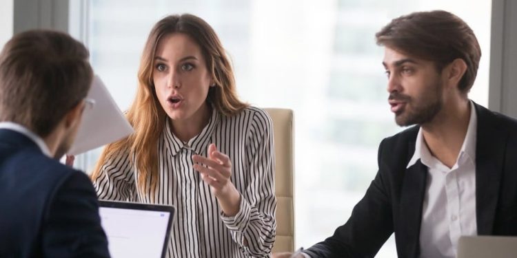 découvrez comment renégocier votre assurance emprunteur pour réaliser des économies substantielles et alléger le coût de votre prêt immobilier.